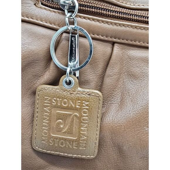Stone Mountain Brown Leather Shoulder Bag With Keychain Accent & Zipper Pocket - Picture 3 of 12